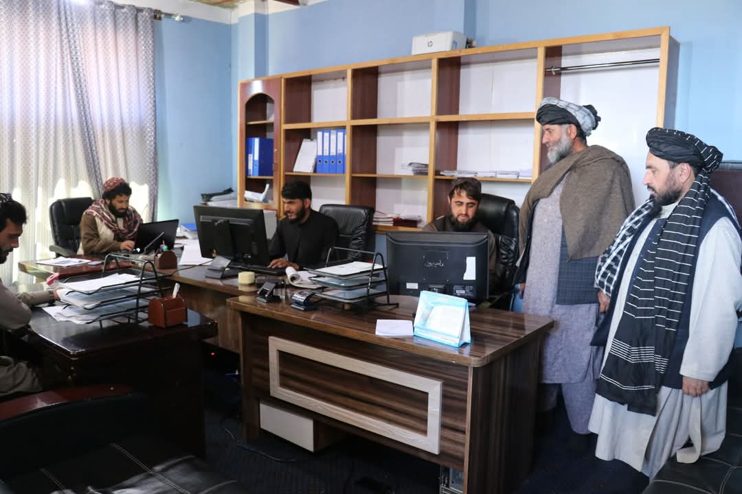 لومړۍ ناحيي کارونه وستايل شو